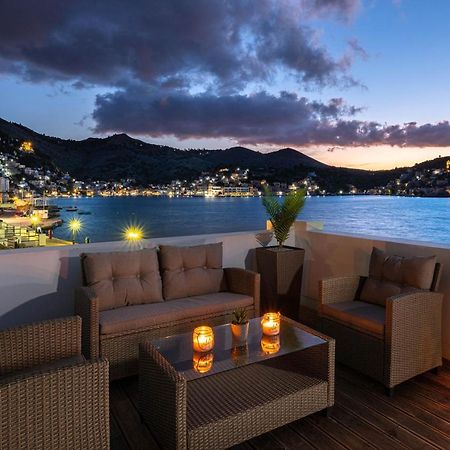 Rementzo Apartment Symi Bagian luar foto