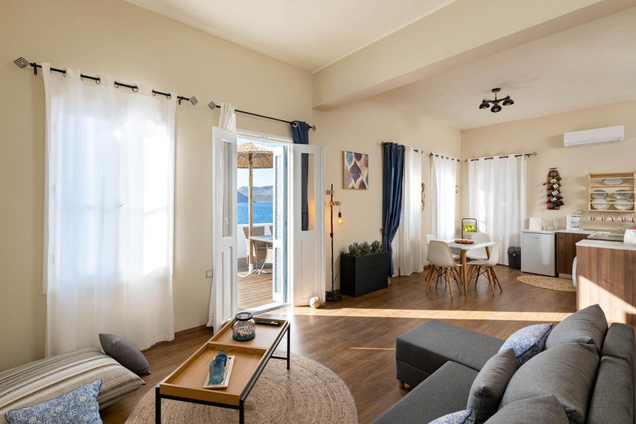 Rementzo Apartment Symi Bagian luar foto