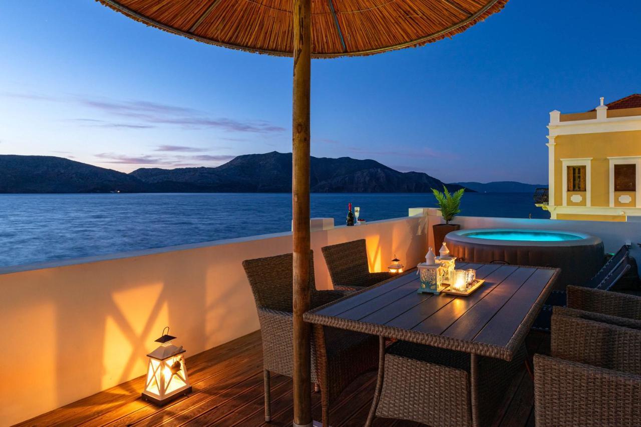 Rementzo Apartment Symi Bagian luar foto
